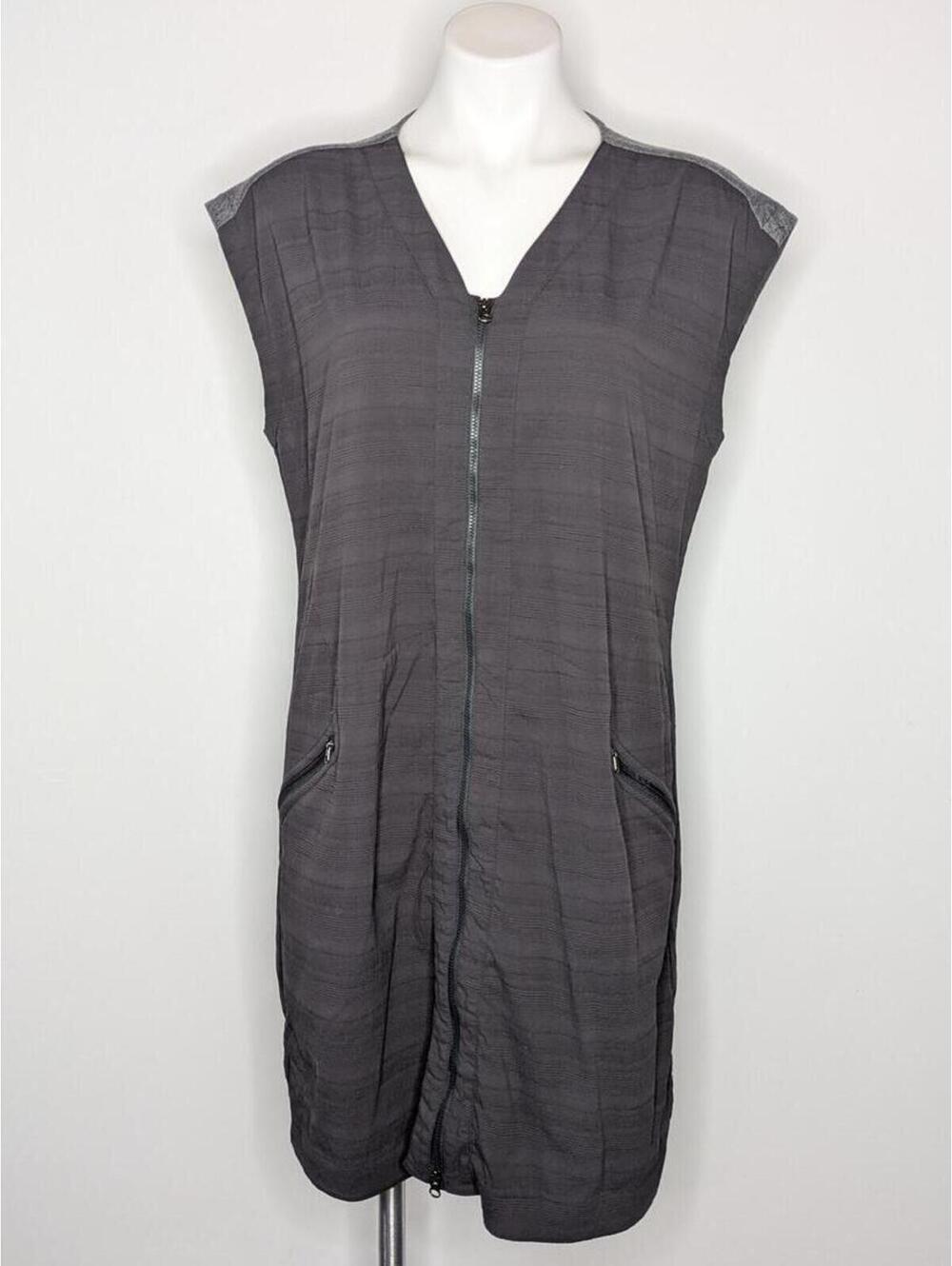 Title Nine Grey Passport Zip V Neck Midi Dress L